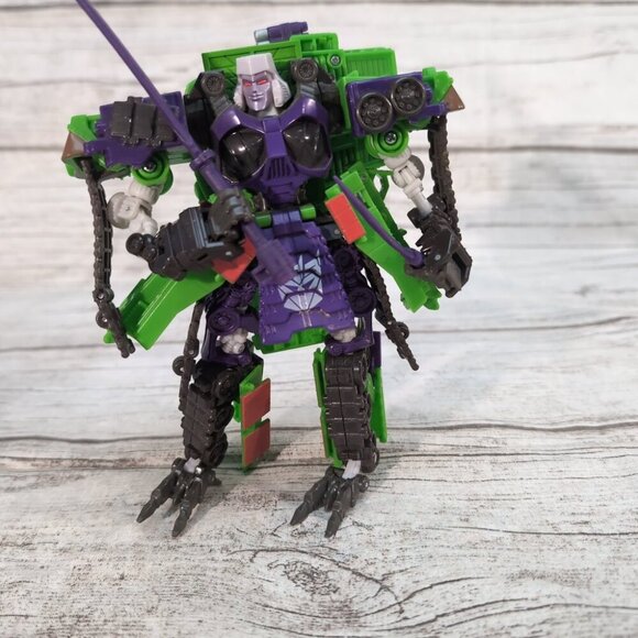 Hasbro Transformers Legacy Decepticon Tarn Action Figure – Unisex - Picture 1 of 8